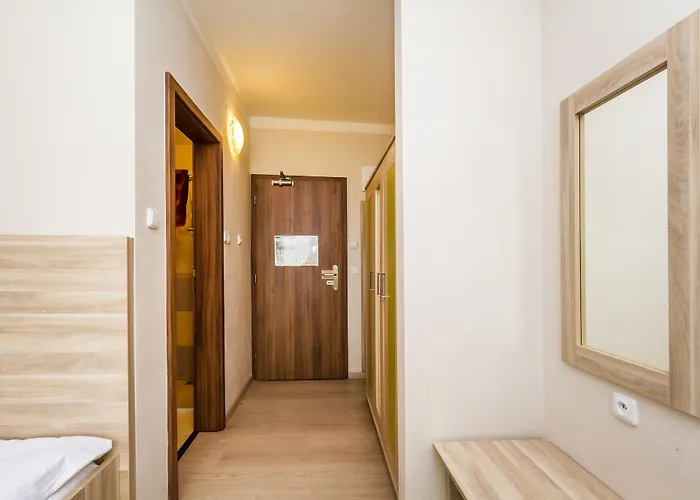 Hotel Nad Kralovnou & Restaurant 3*