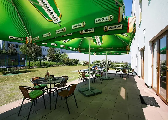 Nad Kralovnou & Restaurant Hotel