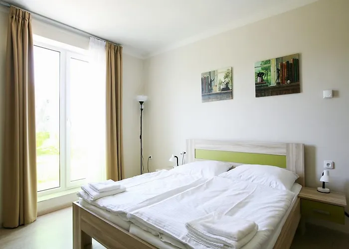 Hotel Nad Kralovnou & Restaurant 3*