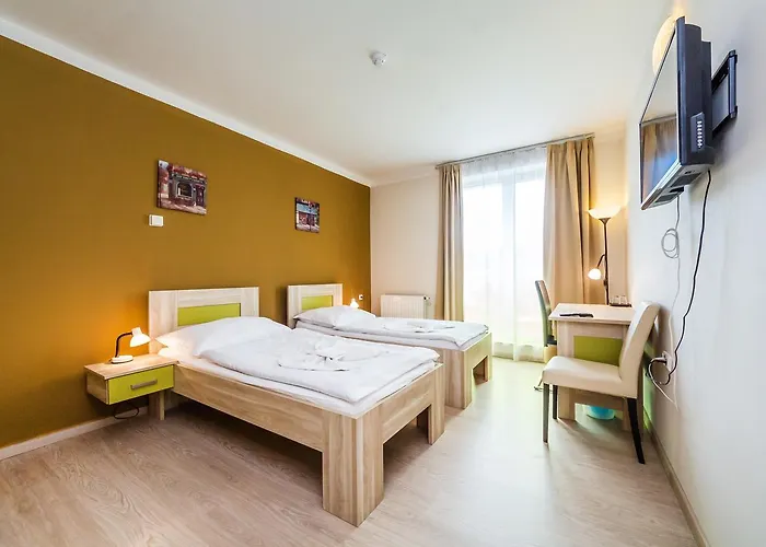 Hotel Nad Kralovnou & Restaurant 3*