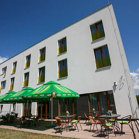 Hotel Nad Kralovnou & Restaurant Prag