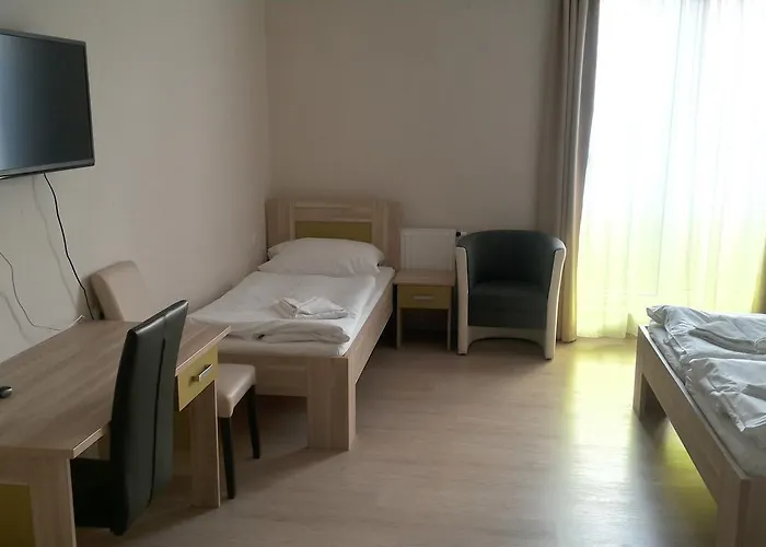 Nad Kralovnou & Restaurant Hotel Prag