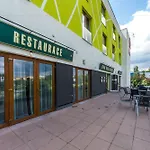 Nad Kralovnou & Restaurant