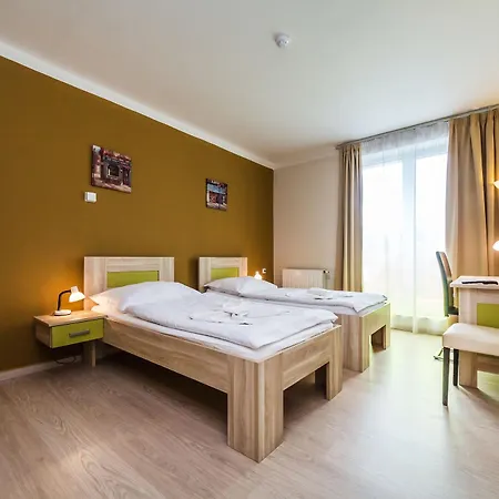 Nad Kralovnou & Restaurant Hotel