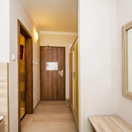 Hotel Nad Kralovnou & Restaurant 3*