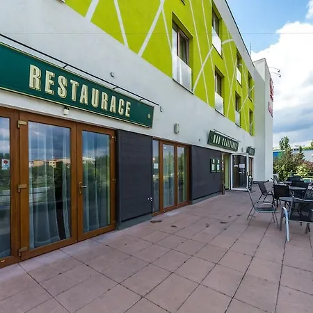 Nad Kralovnou & Restaurant