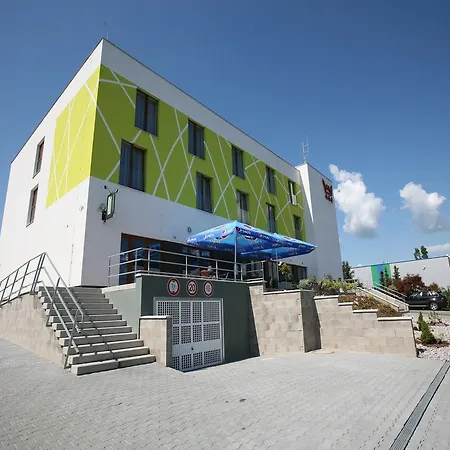 Nad Kralovnou & Restaurant 酒店